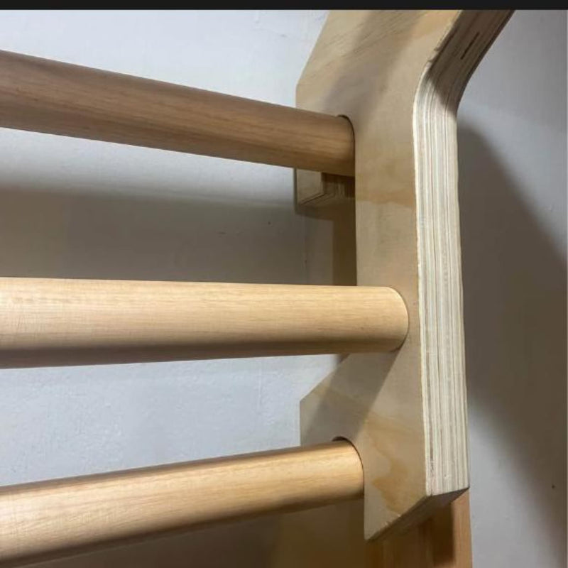 Escalera Sueca de Madera con Cabezal para Calistenia